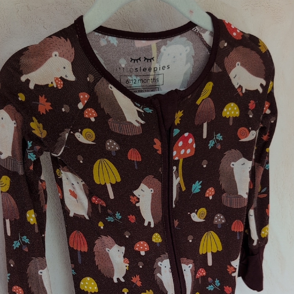 Little Sleepies Happy Hedgehog Zippy sleeper 6-12